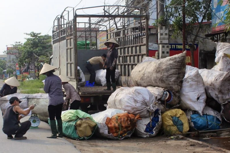 Waste collection in Vietnam, EPR context
