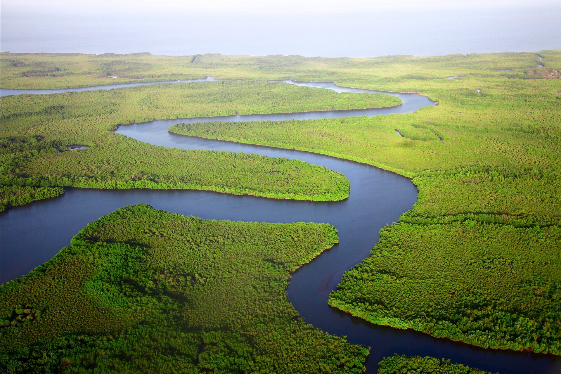 BGI river-bed-1081967_1920.jpg